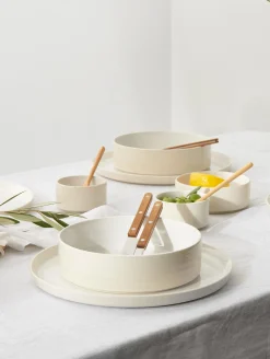 pastaschale, sparkling white