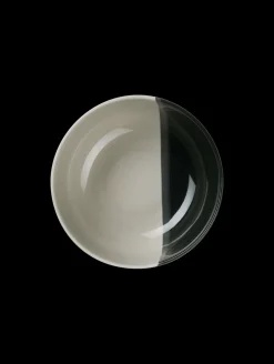 schale, black currant smoothie